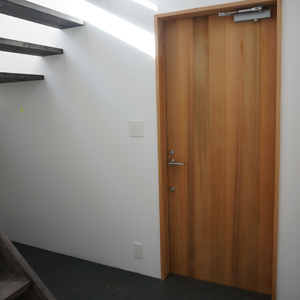 ニュートラルな家